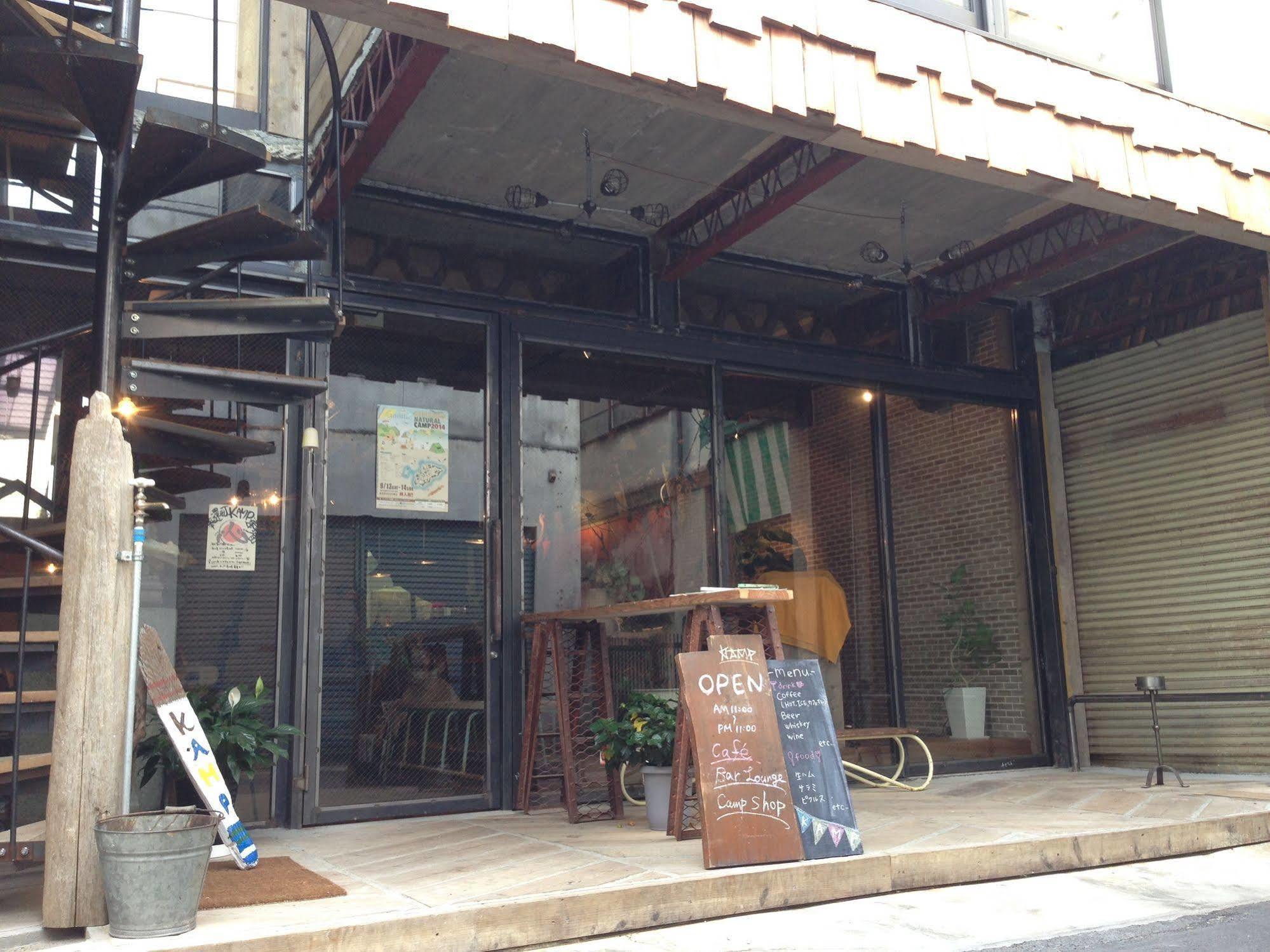 キャンプ奉還町バックパッカーズイン＆ラウンジ 岡山市 エクステリア 写真